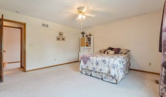 609 4th Ave NW, Altoona, IA 50009