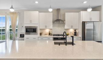 23158 HORSESHOE TRAIL Sq, Brambleton, VA 20148