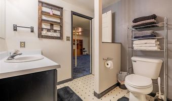 508 River View Dr, Cody, WY 82414