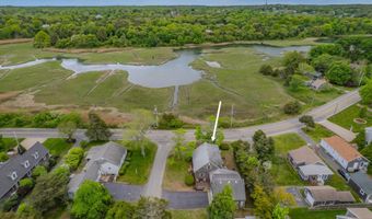 7 George St, Barnstable, MA 02630
