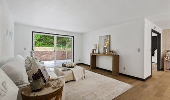 8395 SW BERRYHILL Ln, Beaverton, OR 97008