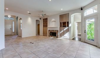4004 Winter Park Ln, Addison, TX 75001