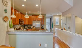 32 S REGESTER St, Baltimore, MD 21231