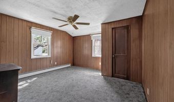 8275 MERTZTOWN Rd, Alburtis, PA 18011