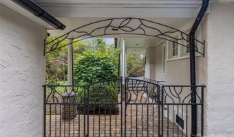 111 Rathfarnham Cir, Asheville, NC 28803