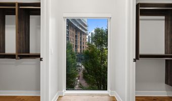 1781 N PIERCE St 501, Arlington, VA 22209
