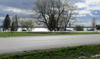 89 S Main St, Alburgh, VT 05440