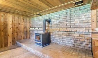 2043 Blanchard CTF Rd, Blanchard, ID 83804