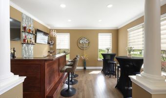 5 Denise Dr, Allentown, NJ 08501