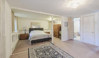 48 W Bolton Ave, Absecon, NJ 08201