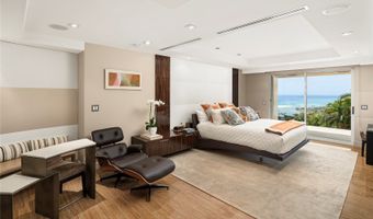 360 Puuikena Dr, Honolulu, HI 96821