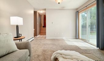 800 EVERGLADE Dr, Cheyenne, WY 82001