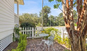 1711 Duke St, Beaufort, SC 29902