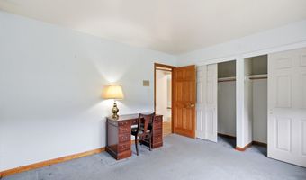 26 W Hill Valley Dr, Indianapolis, IN 46217