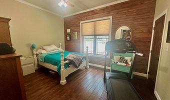 674 Cantrell Rd, Big Sandy, TN 38221