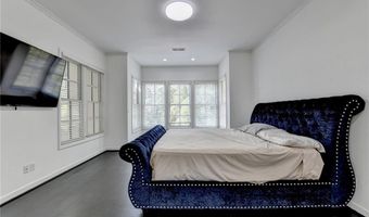 337 Lakeshore Dr, Berkeley Lake, GA 30096