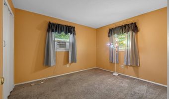 905 Dublin Ln, Angola, IN 46703