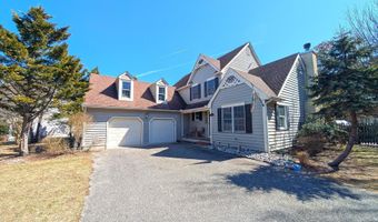 7 Staples Ct, Beesleys Point, NJ 08223