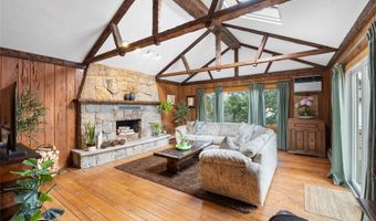 88 Evans Ave, Albertson, NY 11507