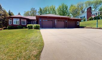 1401 Martin Rd, Albert Lea, MN 56007