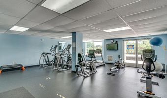 6301 EDSALL Rd 122, Alexandria, VA 22312