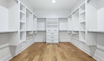 7612 S Shoreline Blvd, Benton, AR 72019