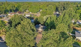3134 Aster St, Anderson, CA 96007