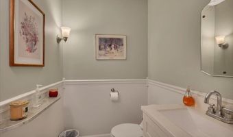 891 Madison Ave, Albany, NY 12208