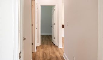724 ELLIS St, Auburn, AL 36832