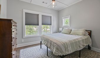 722 Lakeshore Dr, Autaugaville, AL 36003