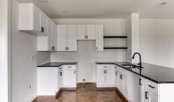 1020 Burnett Blvd A And B, Alvarado, TX 76009