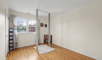 125 Meadowview Ave, Absecon, NJ 08201