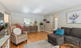34 Parkwood Dr, Augusta, ME 04330
