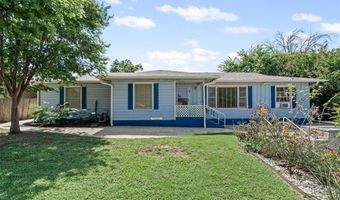 106 Oakwood Dr, Keene, TX 76059