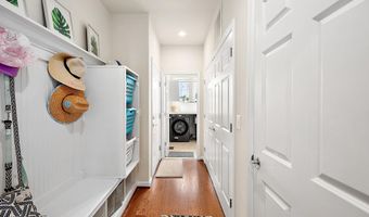 10001 FLOTILLA Ln, Berlin, MD 21811