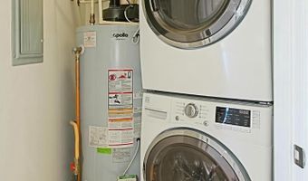 2200 N WESTMORELAND St N 409, Arlington, VA 22213