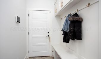 9800 Barton Springs Dr, Amarillo, TX 79119