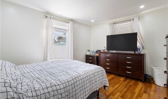 141 Woodward Ave, East Providence, RI 02914