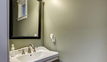 895 Woodlawn Rd UNIT 3, Bardstown, KY 40004