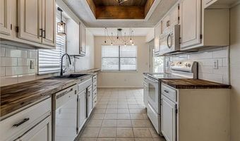 14225 E 37th Pl, Tulsa, OK 74133
