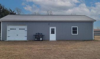 208 Fernwood Dr, Harrington, DE 19952