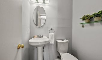 44136 SHADY GLEN Ter, Ashburn, VA 20147
