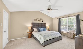 1218 Chavaniac Dr, Ballwin, MO 63011