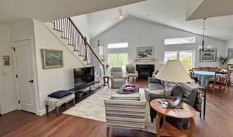 107 Gateway Dr, Chesterfield, NH 03466
