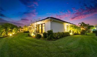 6927 CRESTPOINT Dr, Apollo Beach, FL 33572