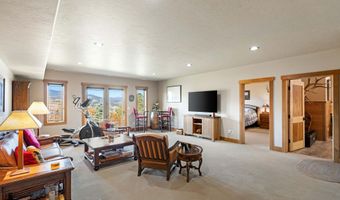 374 UPPER RIDGE Rd, Alpine, WY 83128
