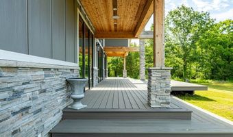 6172 Hellner Rd, Ann Arbor, MI 48105