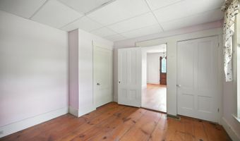 36 CHESTER St, Chester, NH 03036