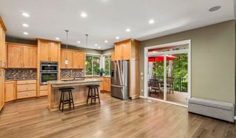 8297 SW HAYDEN Dr, Beaverton, OR 97007