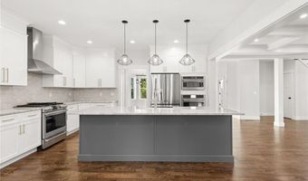 114 Daniel Trce, Burlington, CT 06013